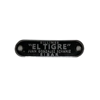 Seat badge "El Tigre"