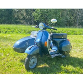 Vespa PX200 with sidecar